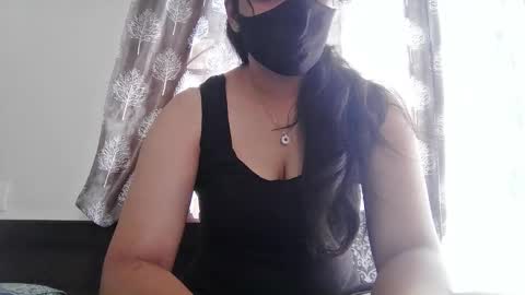 Jenny online show from 11/06/25, 04:13