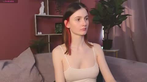 jennyfer_me online show from 06/25/26, 12:31