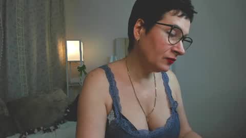 Jenny online show from 04/01/26, 01:41