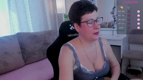 Jenny online show from 05/12/26, 08:22
