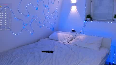 Snapshot of jennysilk chatting on 03/03/26, 09:04 Jenny online show from 03/03/26, 09:04