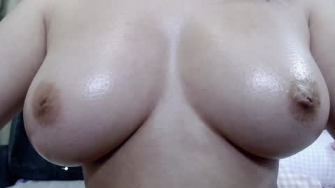 Snapshot of jeong_20 chatting on 01/07/25, 12:24 Jeong online show from 01/07/25, 12:24