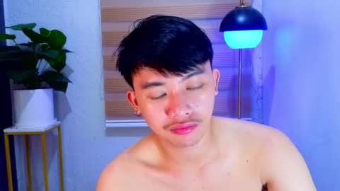 jeppie online show from 11/30/25, 04:33