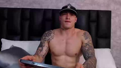 Snapshot of jeremy_lane chatting on 12/14/24, 03:07 Jeremy lane online show from 12/14/24, 03:07