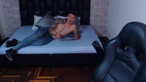 Snapshot of jeremy_lane chatting on 02/07/25, 09:37 Jeremy lane online show from 02/07/25, 09:37