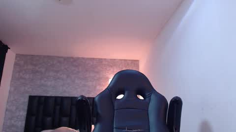 Snapshot of jeremy_lane chatting on 10/12/25, 02:05 Jeremy lane online show from 10/12/25, 02:05