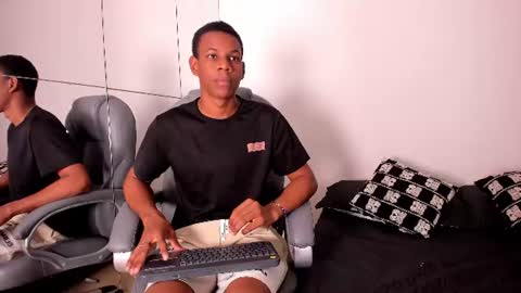 Snapshot of jermon_blake chatting on 06/18/26, 11:03 Jermon Blake online show from 06/18/26, 11:03