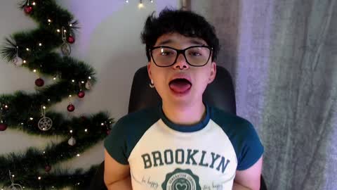 Snapshot of jero_harper1 chatting on 12/19/24, 09:49 jero harper1 online show from 12/19/24, 09:49