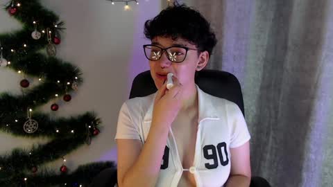 Snapshot of jero_harper1 chatting on 12/23/24, 07:20 jero harper1 online show from 12/23/24, 07:20