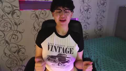 Snapshot of jero_harper1 chatting on 02/23/25, 03:40 jero harper1 online show from 02/23/25, 03:40