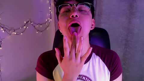 Snapshot of jero_harper1 chatting on 03/12/25, 05:17 jero harper1 online show from 03/12/25, 05:17