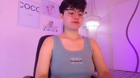 Snapshot of jero_harper1 chatting on 09/24/25, 02:53 jero harper1 online show from 09/24/25, 02:53