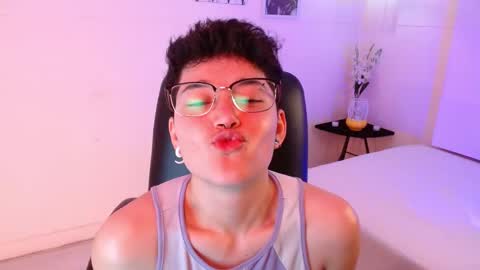 Snapshot of jero_harper1 chatting on 10/14/25, 04:08 jero harper1 online show from 10/14/25, 04:08