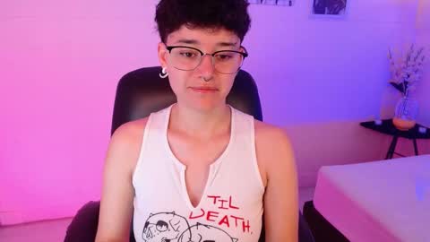 Snapshot of jero_harper1 chatting on 11/14/25, 03:22 jero harper1 online show from 11/14/25, 03:22