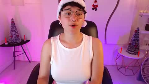 Snapshot of jero_harper1 chatting on 12/16/25, 04:12 jero harper1 online show from 12/16/25, 04:12