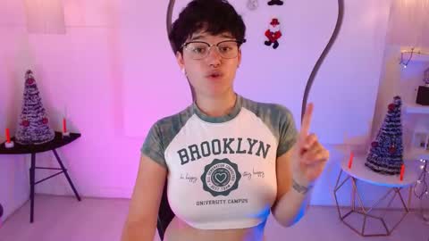 Snapshot of jero_harper1 chatting on 12/17/25, 04:13 jero harper1 online show from 12/17/25, 04:13