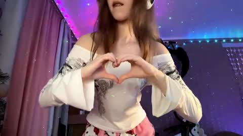 jerrienyhan online show from 10/08/25, 01:31