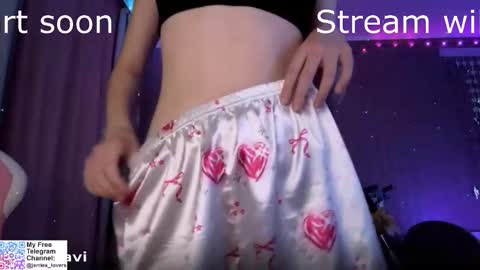 jerrienyhan online show from 11/01/25, 01:02