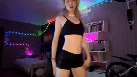 jerrienyhan online show from 11/20/25, 02:39