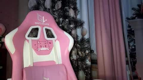 jerrienyhan online show from 11/23/25, 01:44