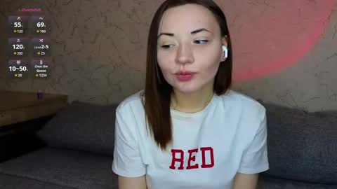 Snapshot of jerrimeyer chatting on 05/09/26, 03:06 Lily online show from 05/09/26, 03:06