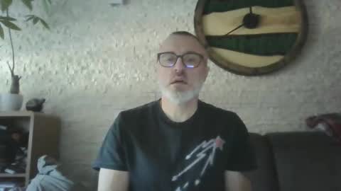 Snapshot of jerry250461 chatting on 04/18/26, 07:01 jerry250461 online show from 04/18/26, 07:01