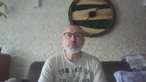 Snapshot of jerry250461 chatting on 06/10/26, 05:07 jerry250461 online show from 06/10/26, 05:07