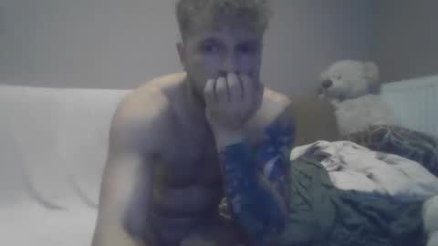 Snapshot of jerryalise chatting on 12/11/24, 02:30 jerryalise online show from 12/11/24, 02:30