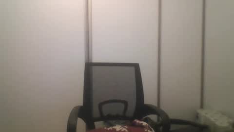 Snapshot of jerryalise chatting on 01/05/25, 10:29 jerryalise online show from 01/05/25, 10:29