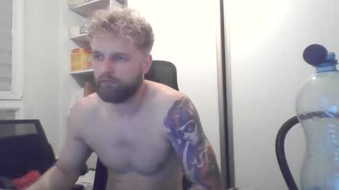 Snapshot of jerryalise chatting on 11/30/25, 02:59 jerryalise online show from 11/30/25, 02:59