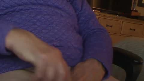 Snapshot of jerryb19027 chatting on 01/15/25, 09:41 jerryb19027 online show from 01/15/25, 09:41