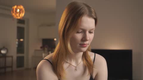 Molly online show from 10/01/25, 04:57