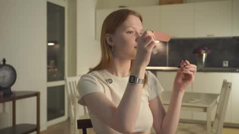 Molly online show from 10/06/25, 03:20