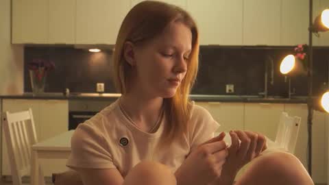 Molly online show from 10/21/25, 03:24