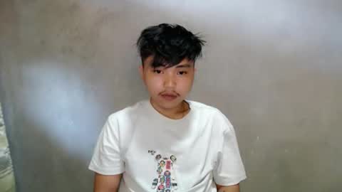 Snapshot of jerwinpenas00 chatting on 06/05/26, 06:42 jerwinpenas00 online show from 06/05/26, 06:42