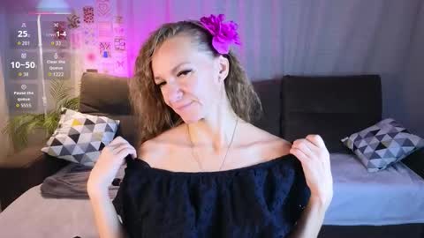 jesica_moon_peachy online show from 10/18/25, 01:30