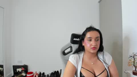 Snapshot of jesicacoper chatting on 05/09/26, 10:59 MistressJesicaCoper online show from 05/09/26, 10:59