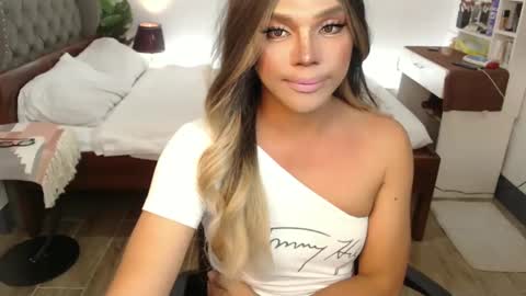 jesie_hot69 online show from 03/07/25, 06:00