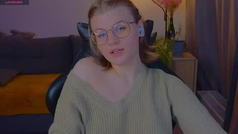Snapshot of jess0e9 chatting on 04/03/26, 01:31 JessieVibes online show from 04/03/26, 01:31