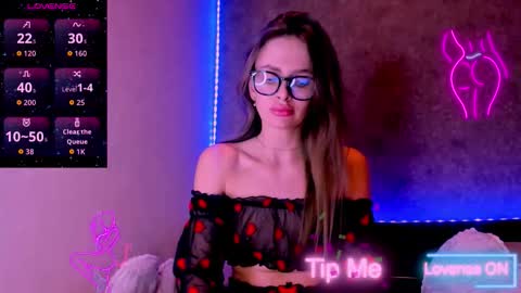 Jess online show from 12/14/25, 10:47