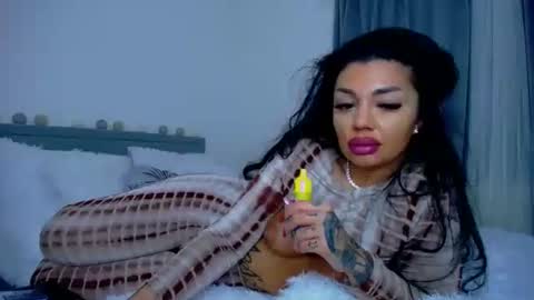 Snapshot of jessebella chatting on 02/26/25, 05:20 jesse online show from 02/26/25, 05:20