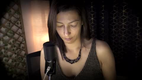 Jessica Gomez online show from 04/04/26, 01:48