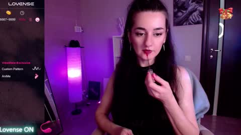 Jessica online show from 12/31/24, 04:49