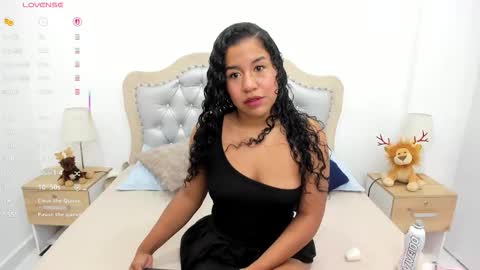 jessica  cortes online show from 12/19/25, 03:35