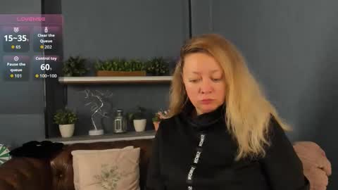 Jessica online show from 10/15/25, 10:59