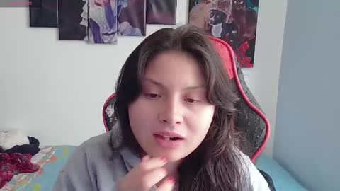 Jessica gomez online show from 11/30/25, 09:52