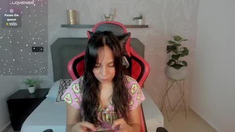 jessica_taylor_22 online show from 12/07/24, 12:24