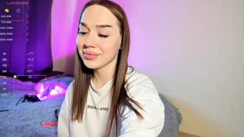 jessica_volker online show from 05/09/26, 02:55