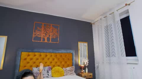 Jessica White online show from 09/22/25, 04:03