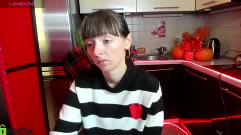 Snapshot of jessicaforris chatting on 10/04/25, 07:06 jessicaforris online show from 10/04/25, 07:06